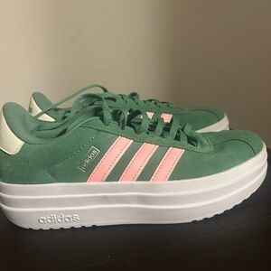 Adidas Women's Sneakers in Green and Pink